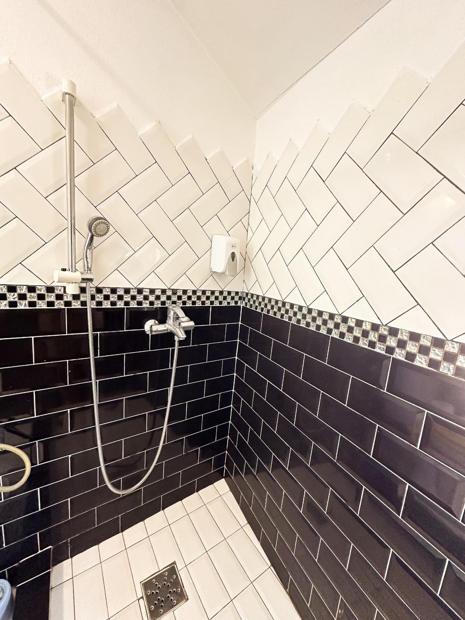 The Vintage - Wonderful Apartment In Best Location Craiova Exterior photo